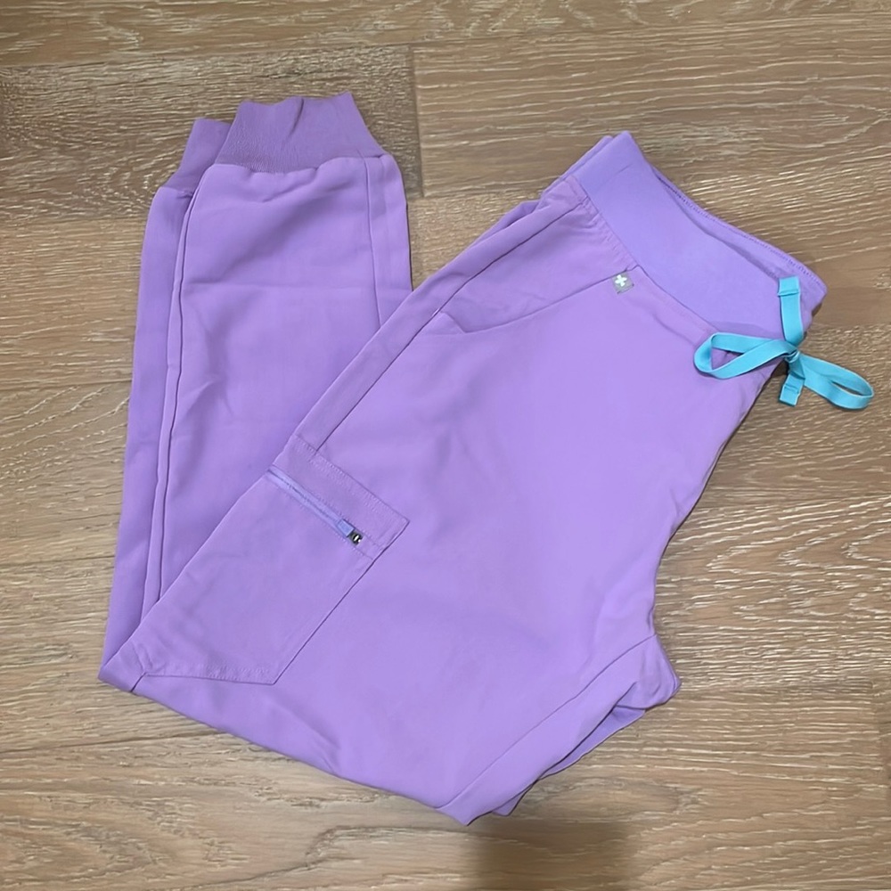 FIGS Zamora Jogger Scrubs